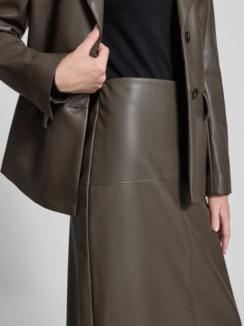 Christian Berg Woman Selection Midirok in leerlook met siernaden