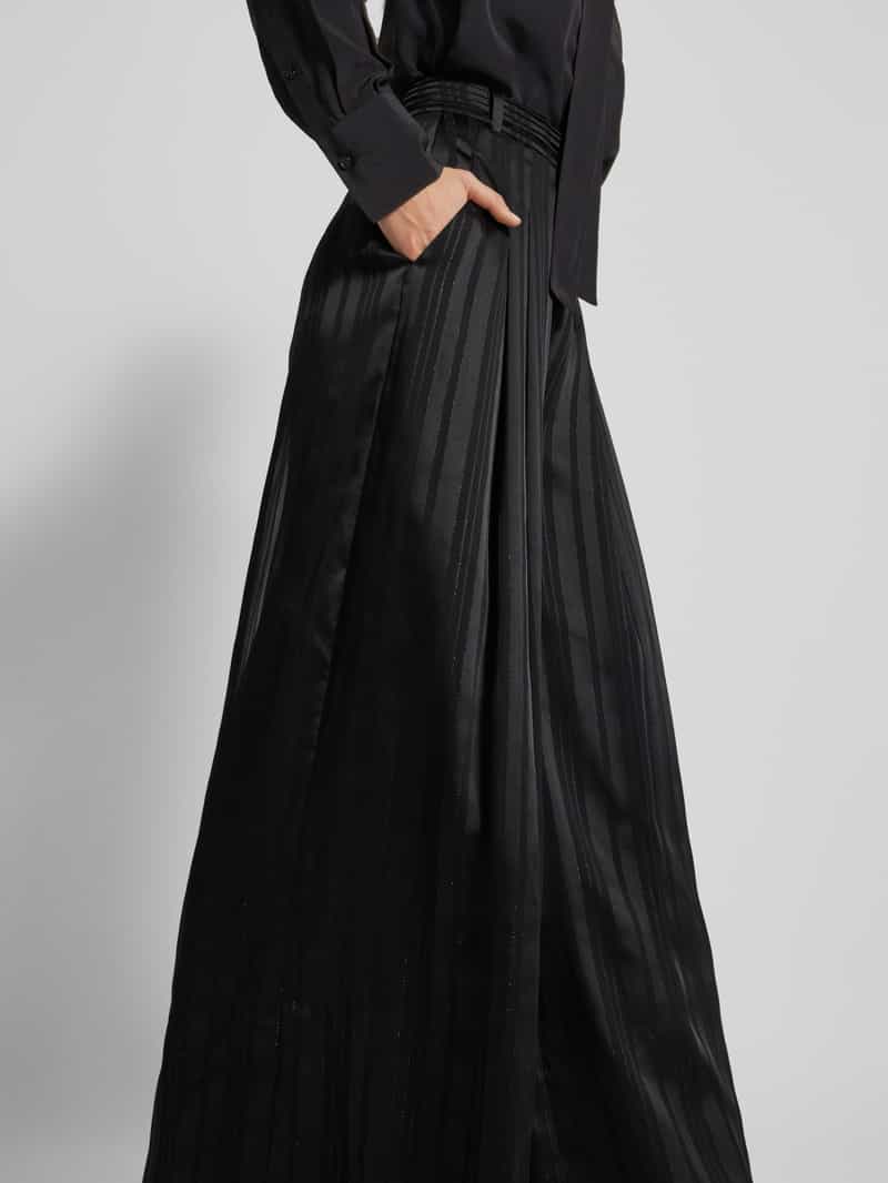 Marc Cain Wide fit stoffen broek met platte plooien