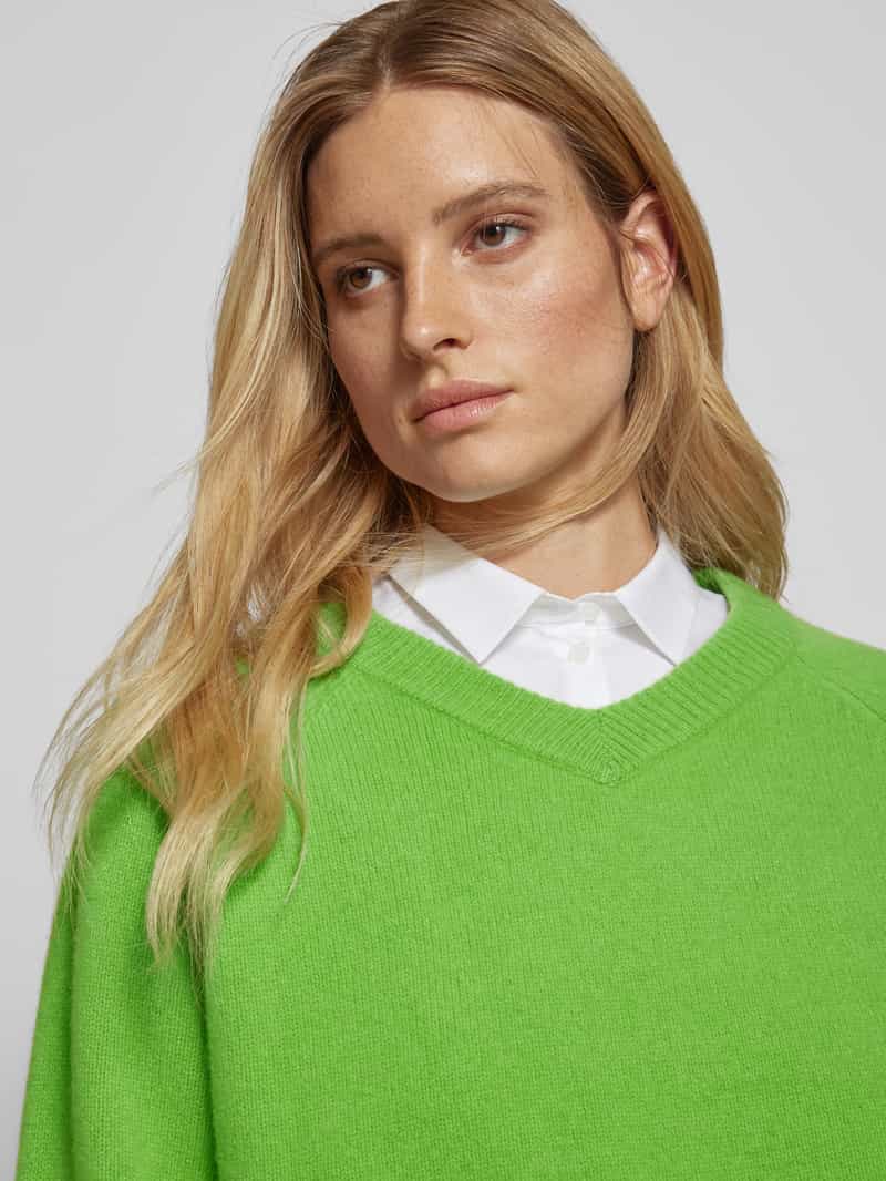 Jake*s Casual Pullover van een mix van wol en kasjmier met afgeronde V-hals