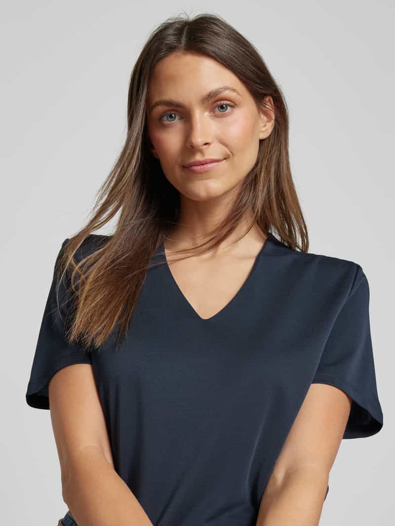 FREE QUENT T-shirt met V-hals