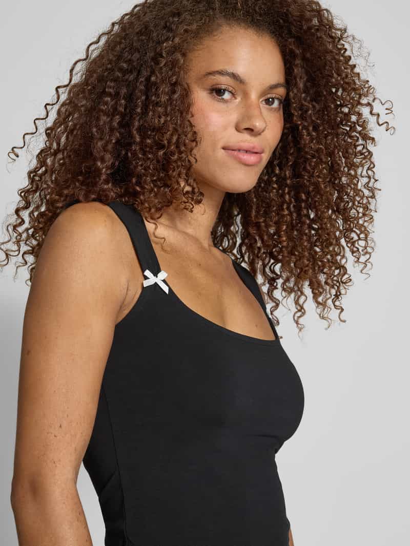 Review Tanktop met vierkante hals
