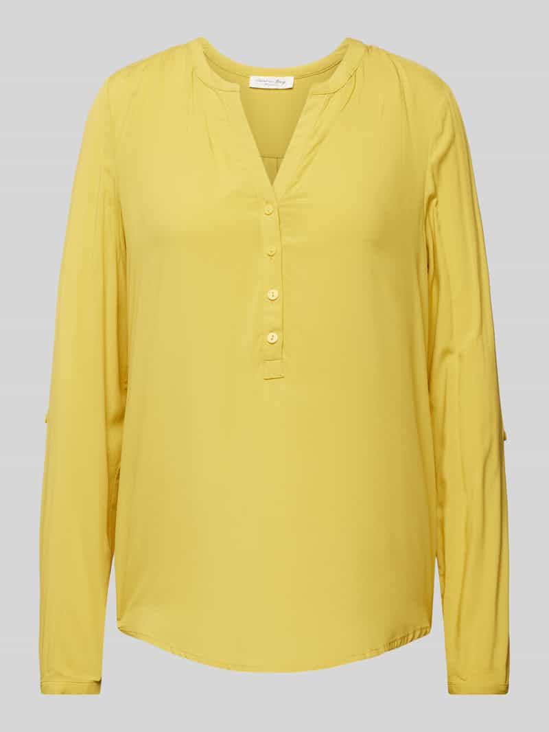 Christian Berg Woman Blouse met lange mouwen en serafinohals