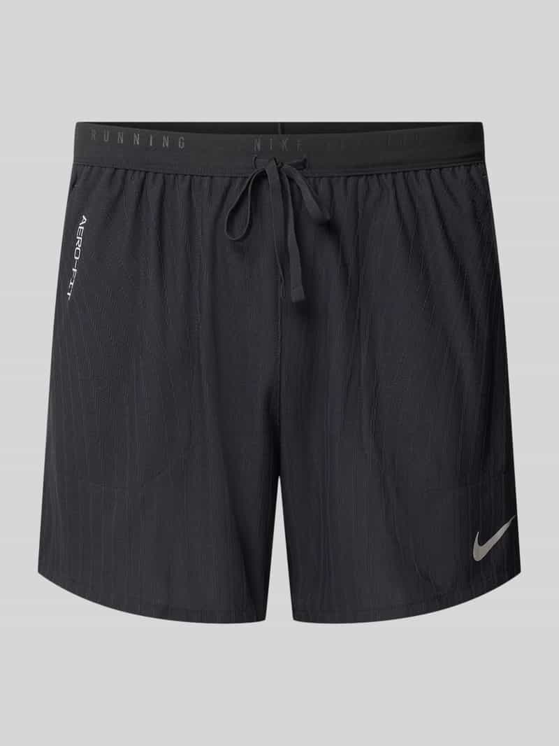 Nike Training Regular fit sportshorts met logodetail