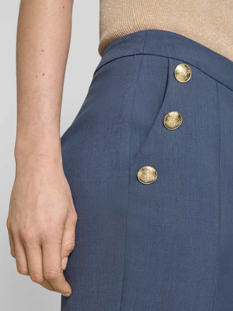 s.Oliver BLACK LABEL Regular fit pantalon met viscose hoge taille en decoratieve knopen
