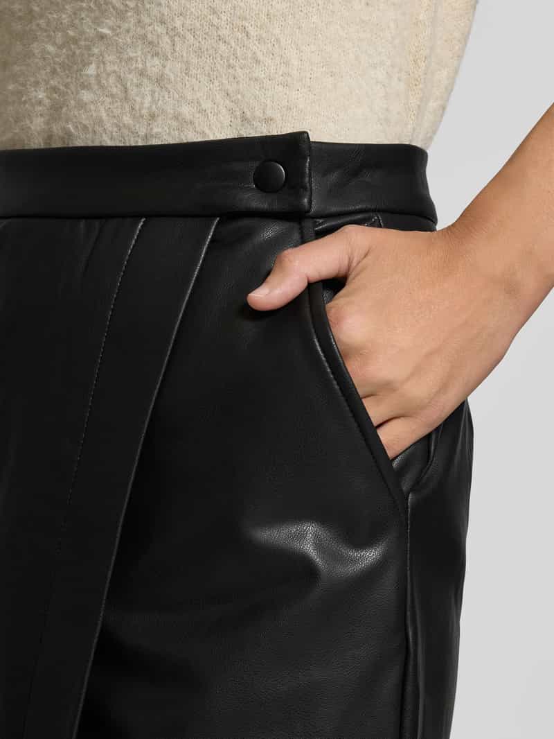 milano italy Knielange rok in leerlook