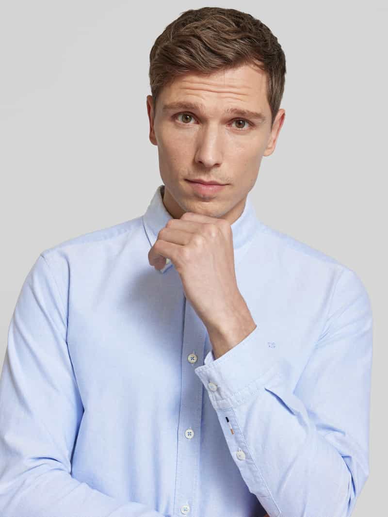 Boss Regular fit zakelijk overhemd met button-downkraag model 'Roan'