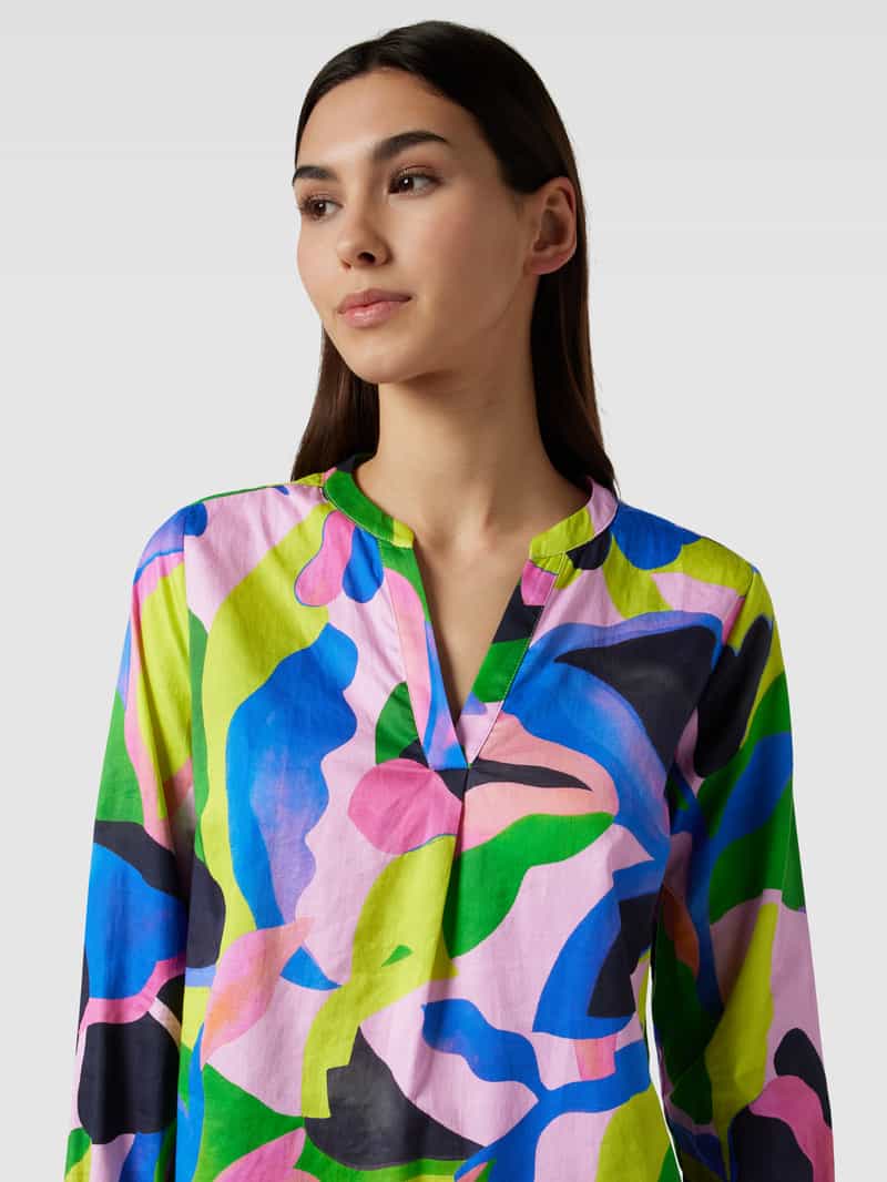 Smith and Soul Blouse in all-over design model 'Vince'