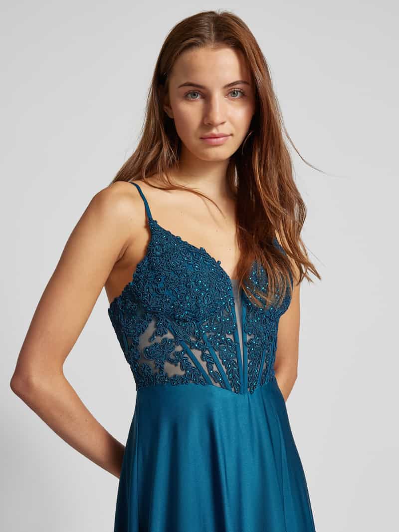 Mascara Avondjurk met gehaakt kant