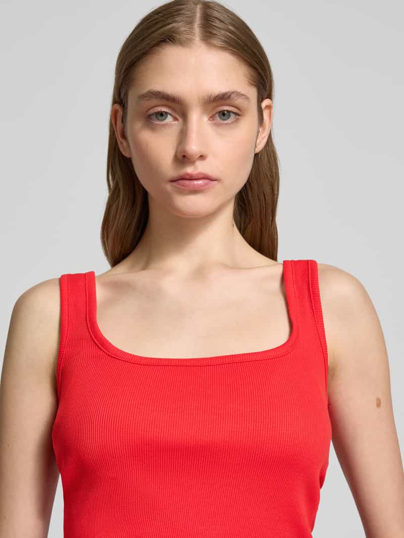 Review Tanktop met vierkante hals