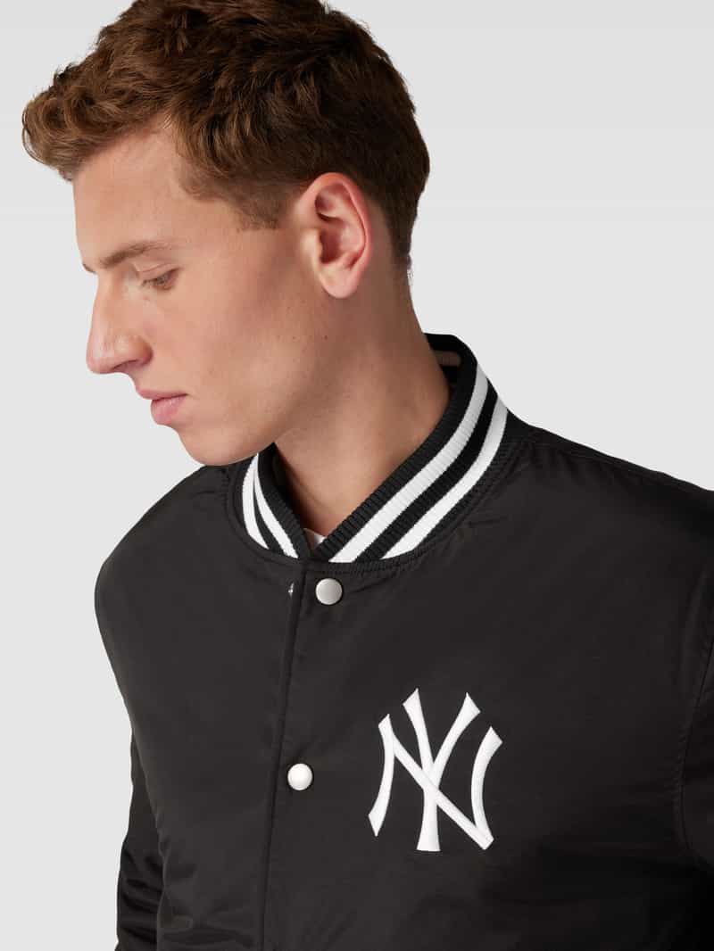 new era Bomberjack met ribboorden