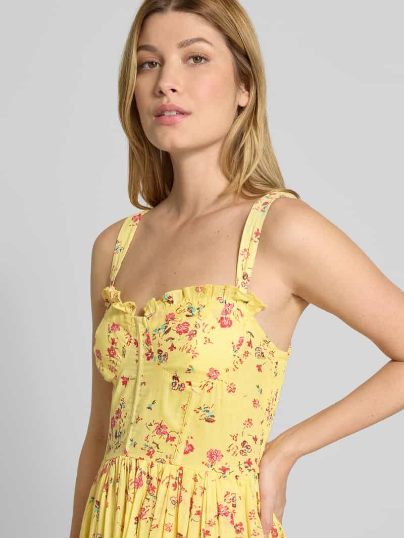 Lace & Beads Cocktailjurk in all-over look