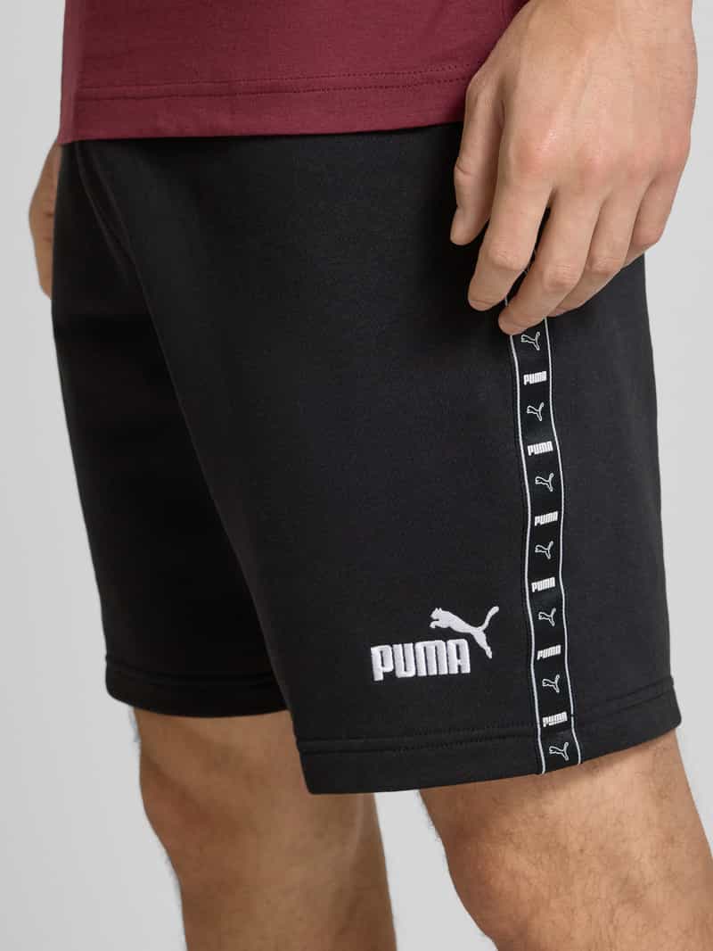 PUMA PERFORMANCE Sweatshorts met logostitching