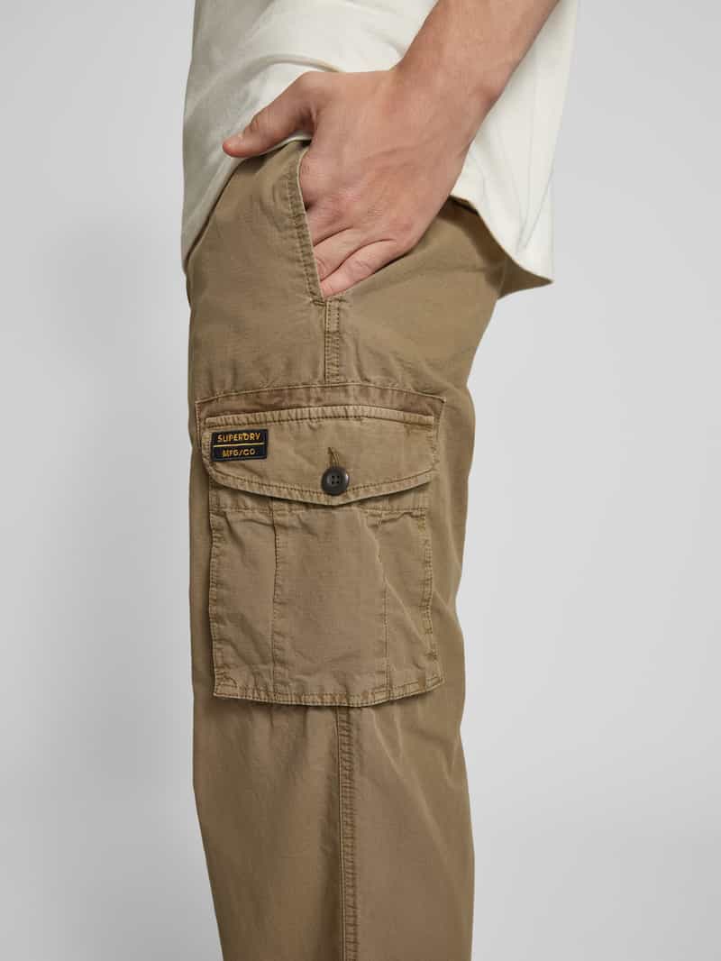 Superdry Regular fit cargobroek met steekzakken