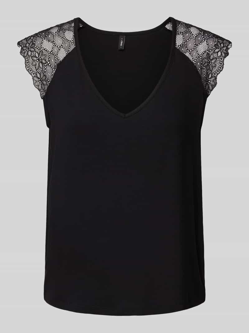 Only Shirt met V-hals ONLPETRA S/S LACE MIX TOP CS JRS