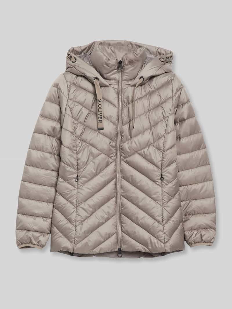 Slim fit gewatteerd jack met tweewegritssluiting