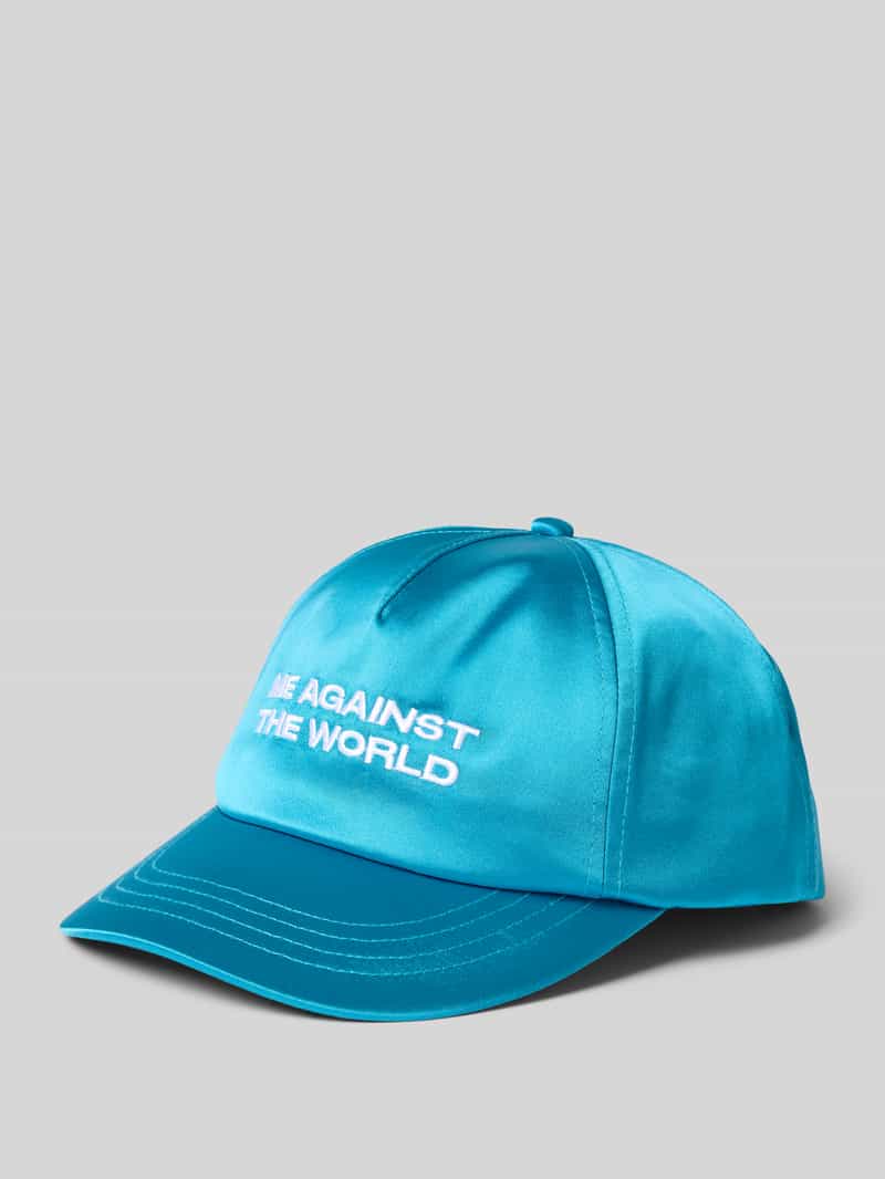 Review X MATW baseballpet met statementstitching