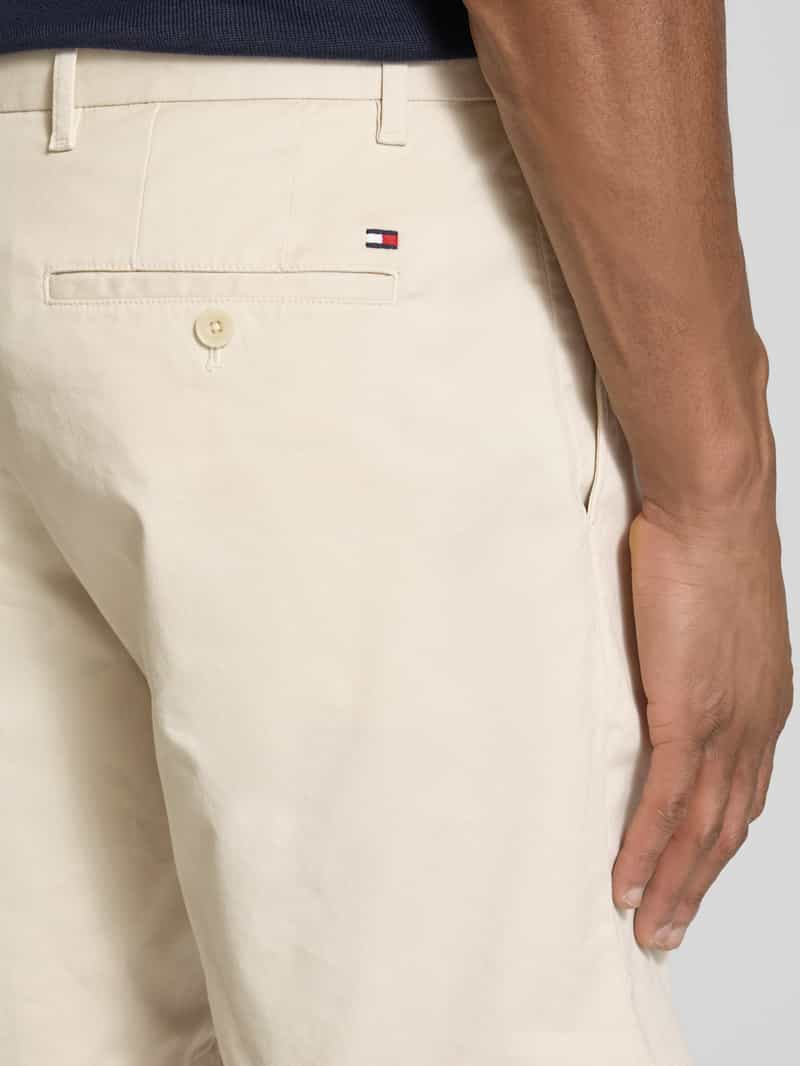Tommy Hilfiger Slim fit korte chino van een mix van katoen en elastaan