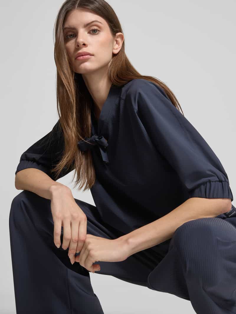 Marc Cain Blouseshirt met druppelvormige hals