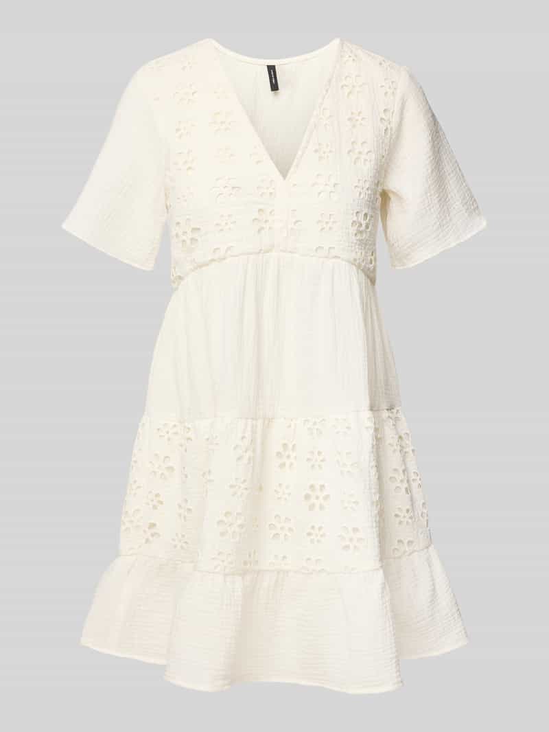 Vero Moda Getailleerde mini-jurk met broderie anglaise model 'NATALI'