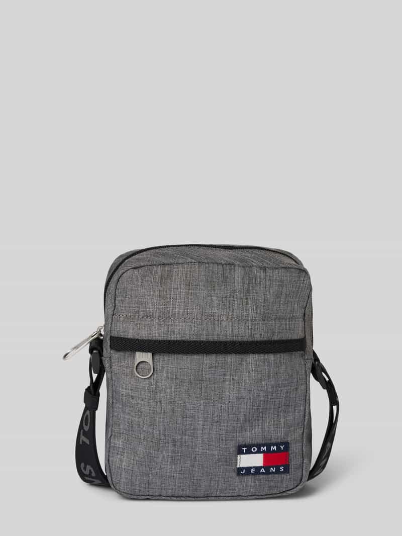 Tommy Jeans Schoudertas met labelbadge model 'DAILY SEASONAL'