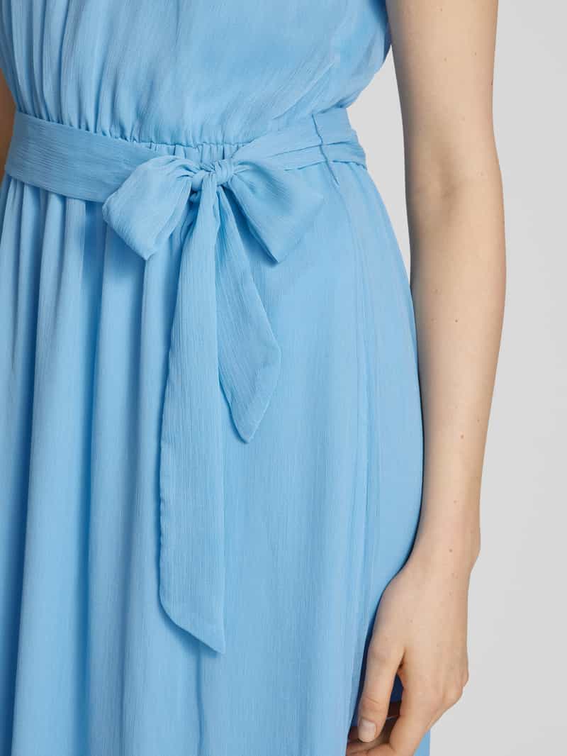 Vila Maxi-jurk met strikceintuur model 'FALIA'