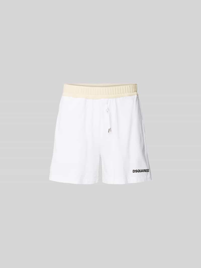 Short met labeldetail