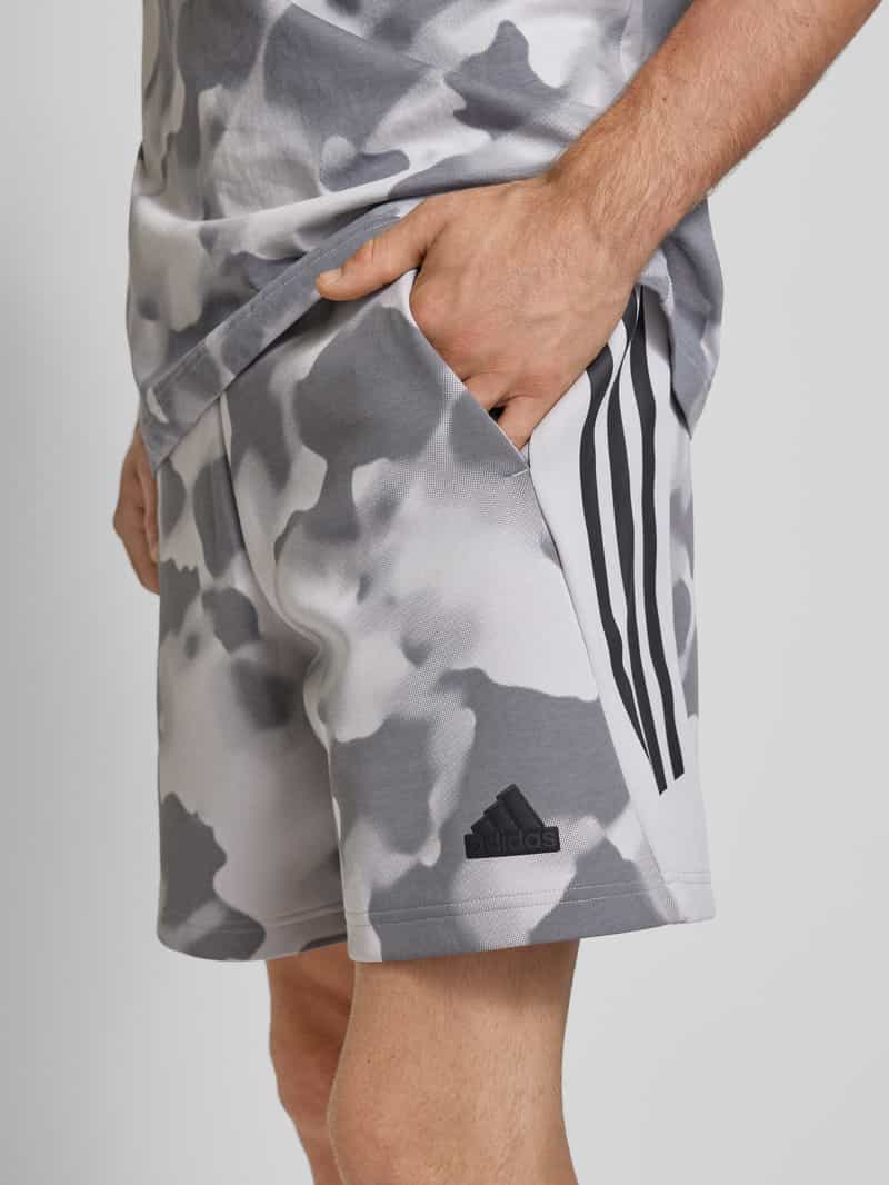 ADIDAS SPORTSWEAR Regular fit sweatshorts met labeldetail