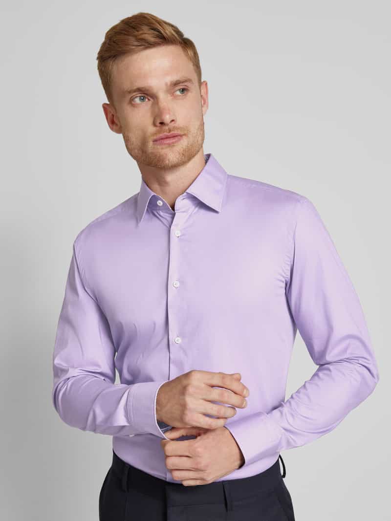 Koszula biznesowa o kroju slim fit z kołnierzykiem typu kent model ‘Hank’