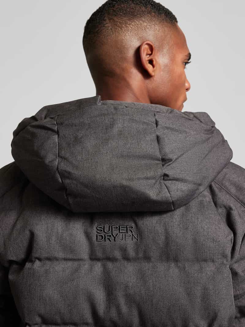 Superdry Gewatteerd jack met labeldetails