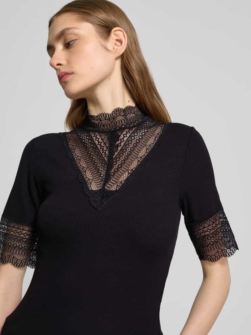 Only Slim fit T-shirt van viscosemix model 'TILDE'