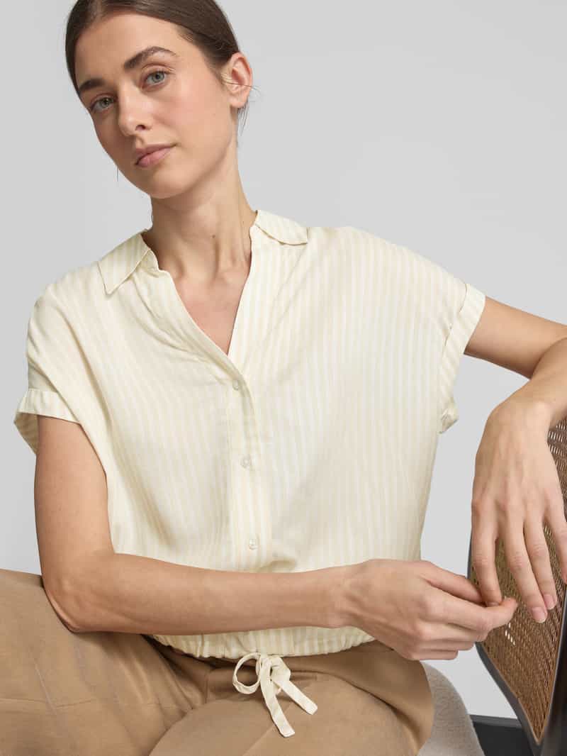 Tom Tailor Relaxed fit blouse met korte mouwen van puur viscose met V-hals