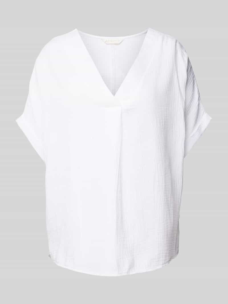 Apricot Blouse met structuurmotief