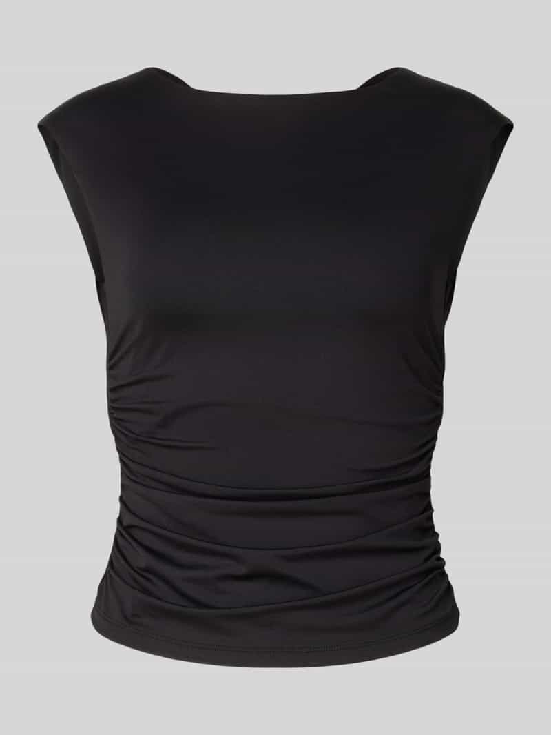 Gina Tricot T-shirt met cut-out aan de achterkant