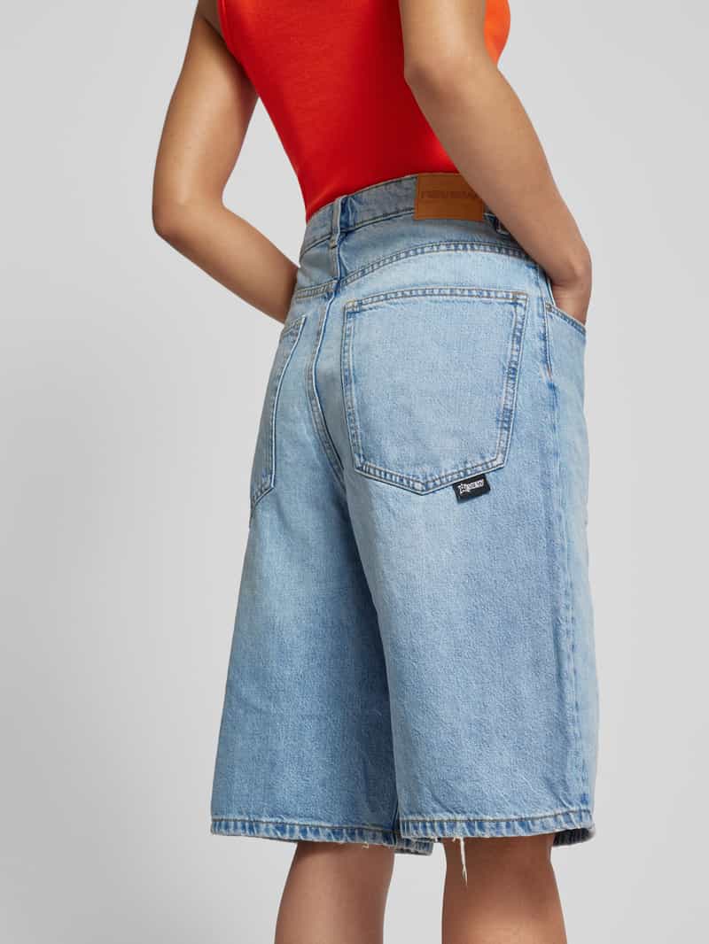 Review Baggy fit korte jeans in 5-pocketmodel