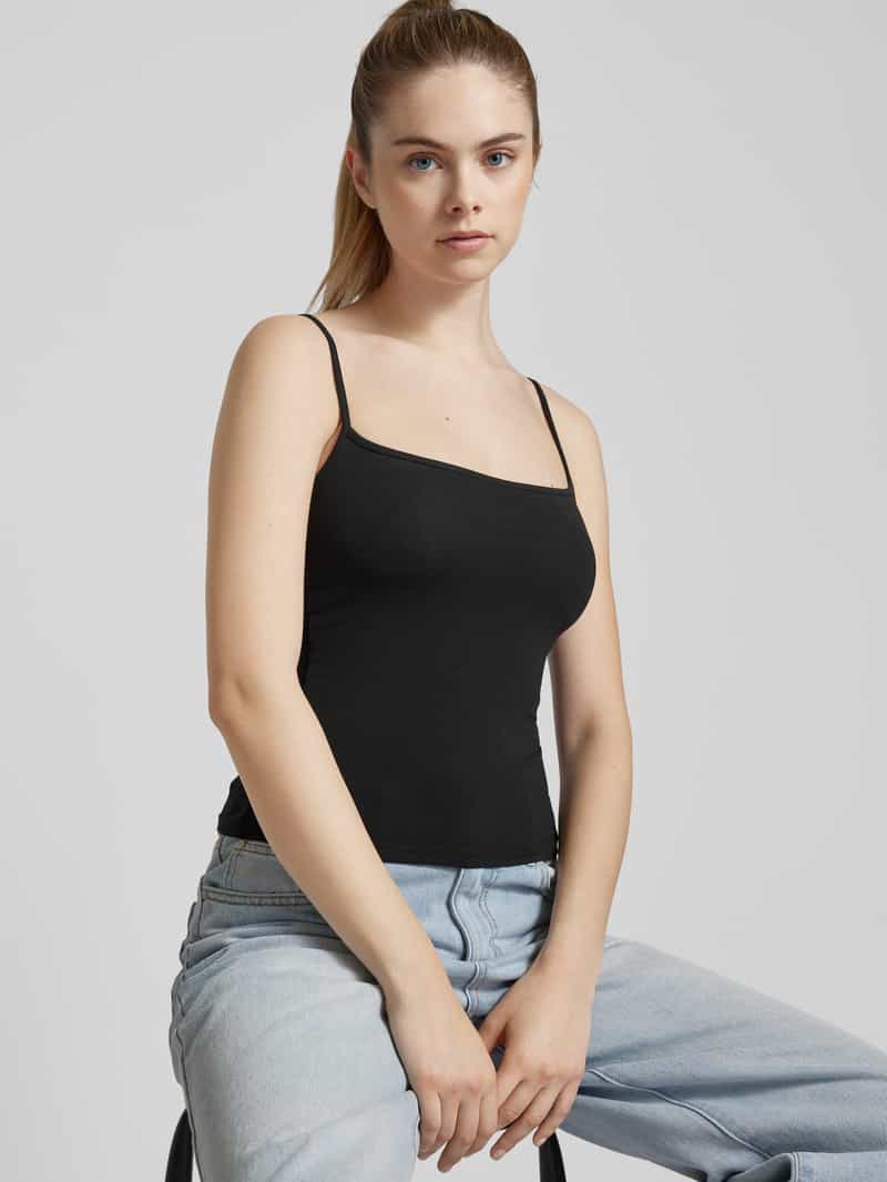 Review Essentials strap top