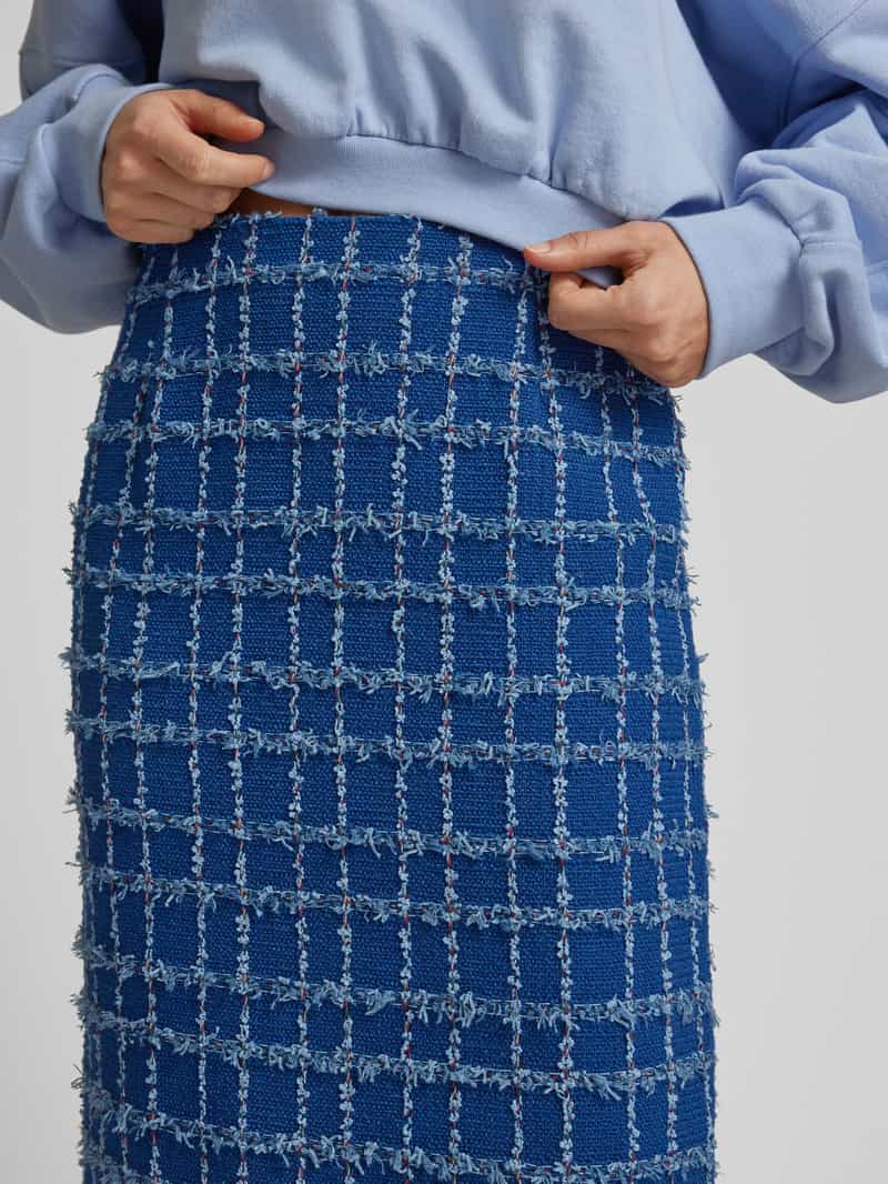 P&C* curated by Veronika Heilbrunner Kokerrok in tweedlook