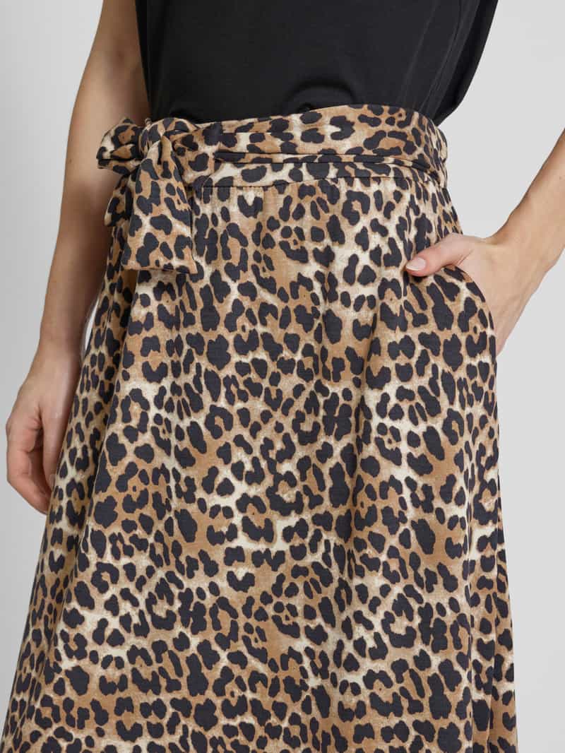 Soyaconcept Midirok met strikceintuur model 'OPHIA'