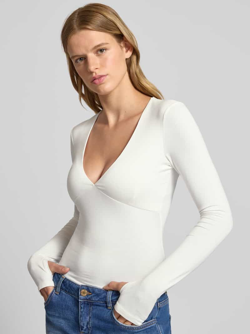 Gina Tricot Shirt met lange mouwen van een mix van viscose en elastaan met V-hals