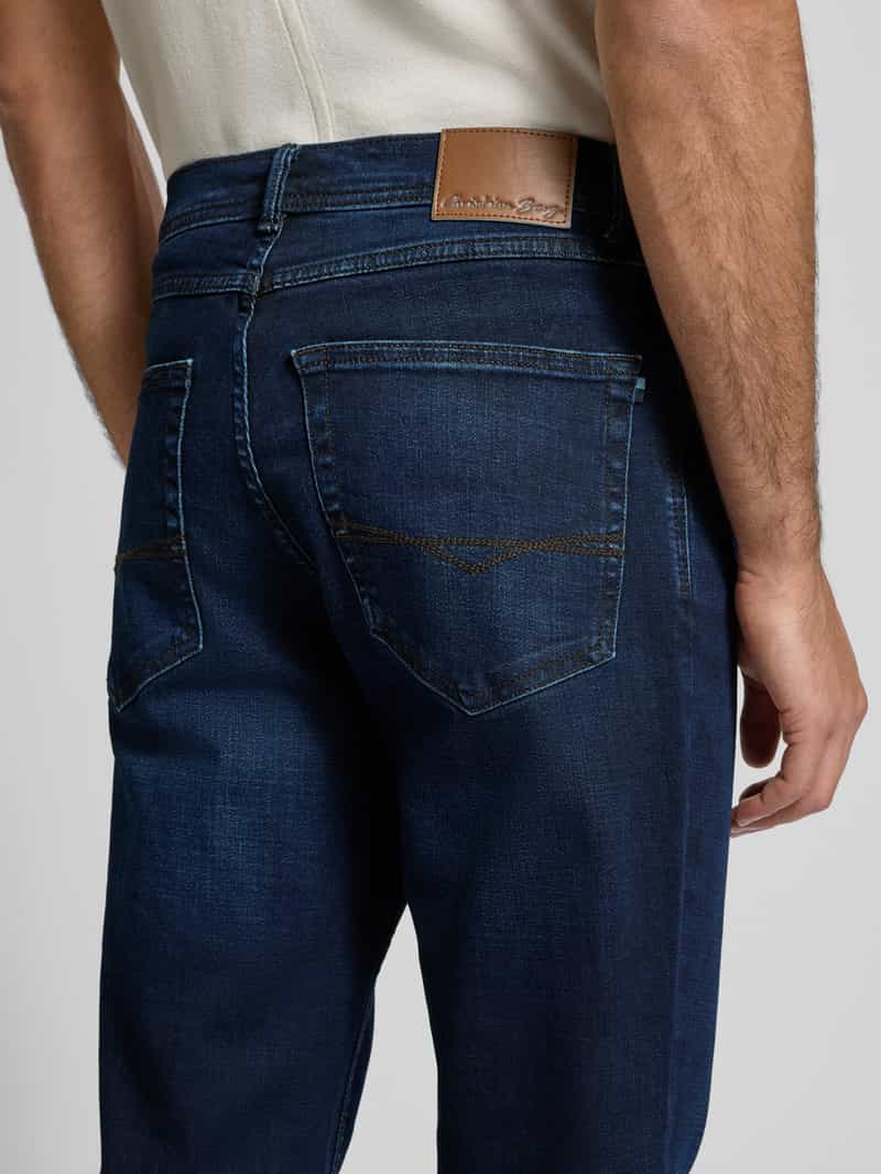 Christian Berg Men Regular fit jeans met steekzakken