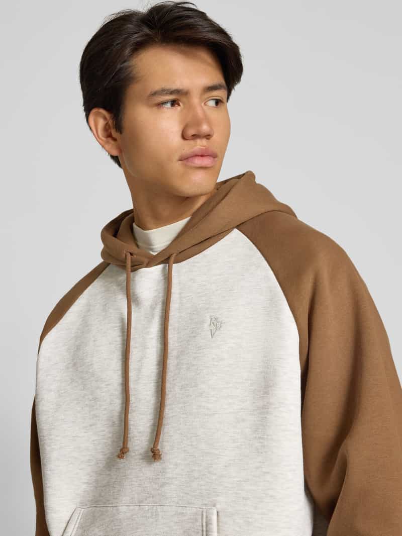REVIEW Hoodie met capuchon