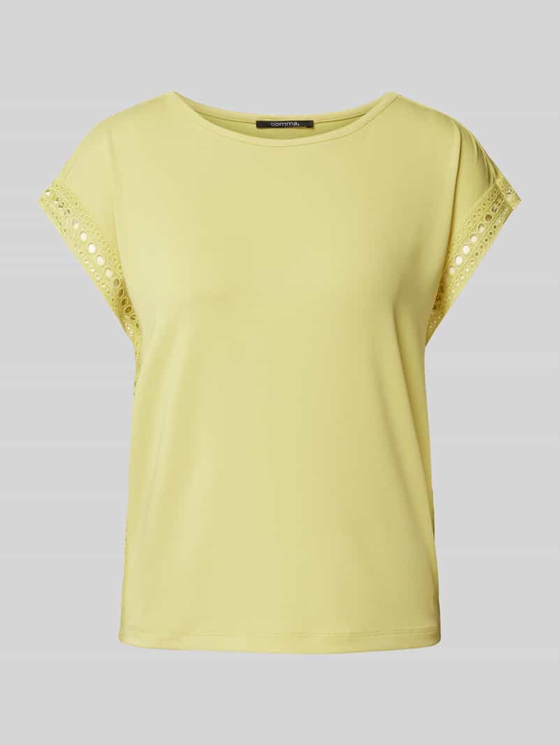 comma T-shirt met broderie anglaise
