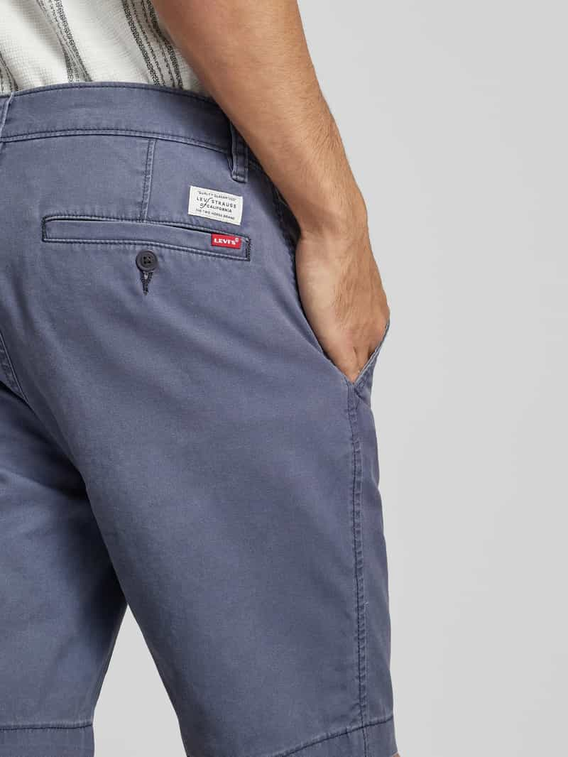 Levi's Korte regular fit chino met knoopsluiting