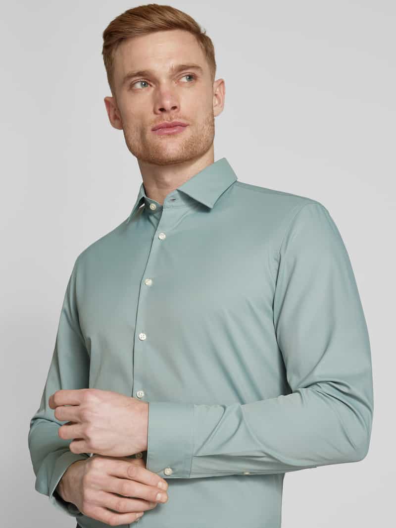 Jake*s Slim fit zakelijk overhemd met kentkraag