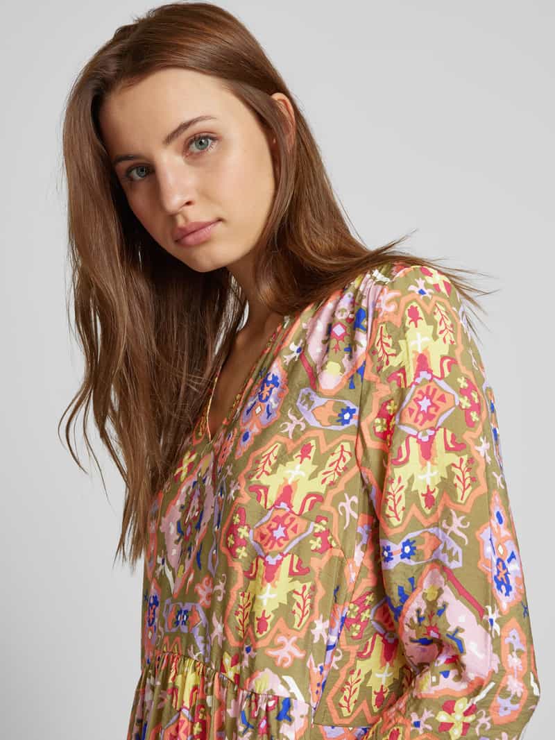 Christian Berg Woman Knielange jurk in laagjeslook model 'Edina'