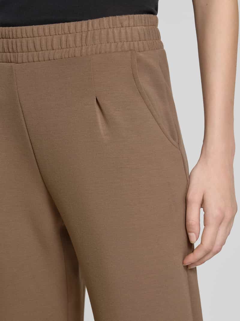 Christian Berg Woman Slim fit sweatpants met stolpplooien
