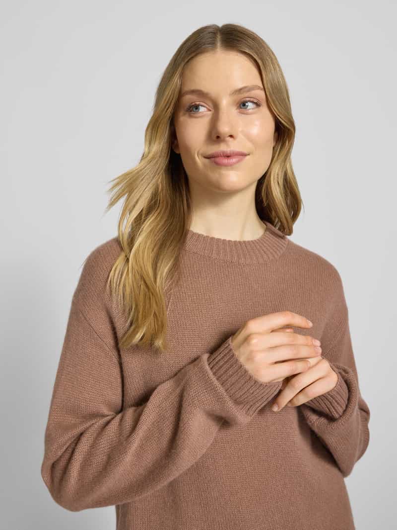Christian Berg Woman Kasjmier pullover met ribboorden