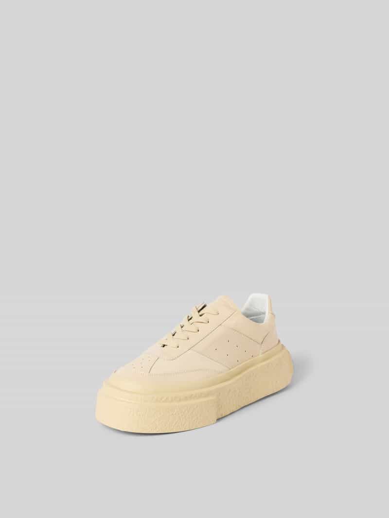 Sneakers met vetersluiting