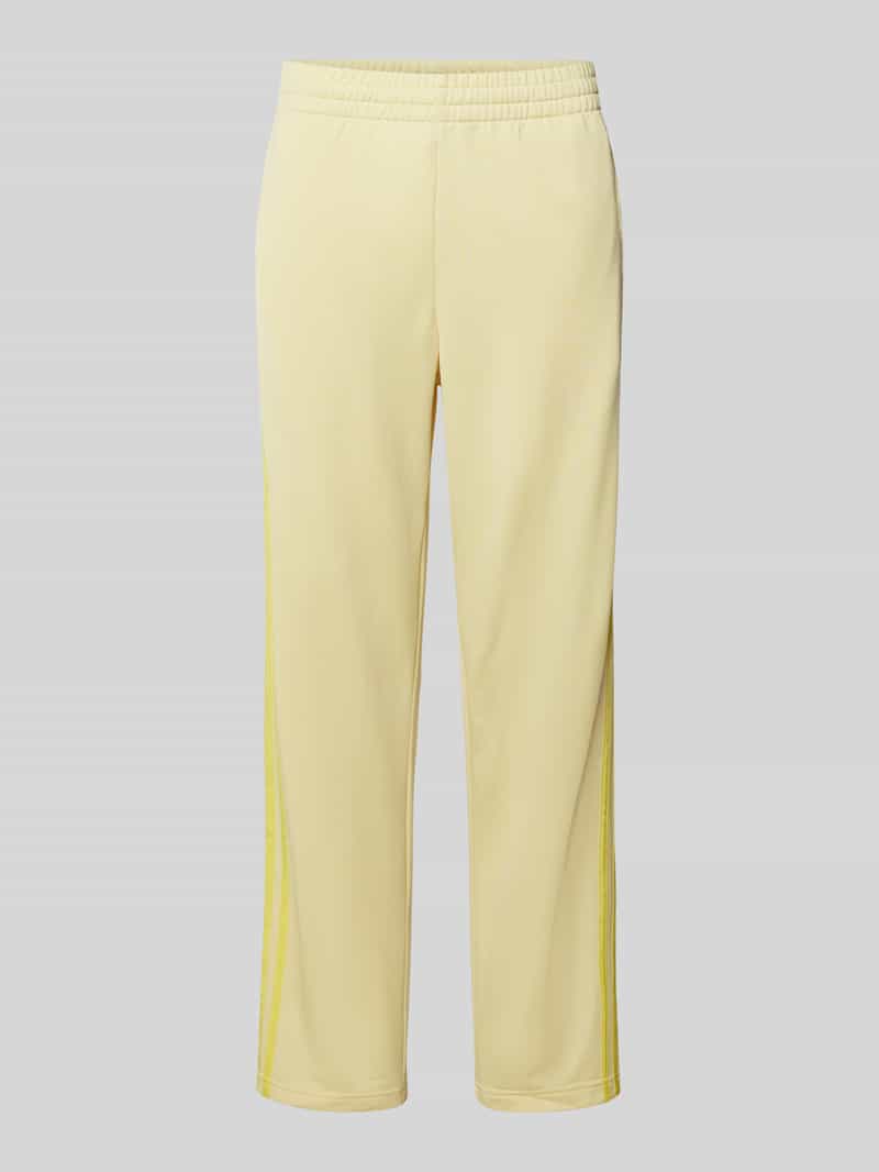 adidas Originals Straight leg sweatpants met elastische band model 'FIREBIRD'