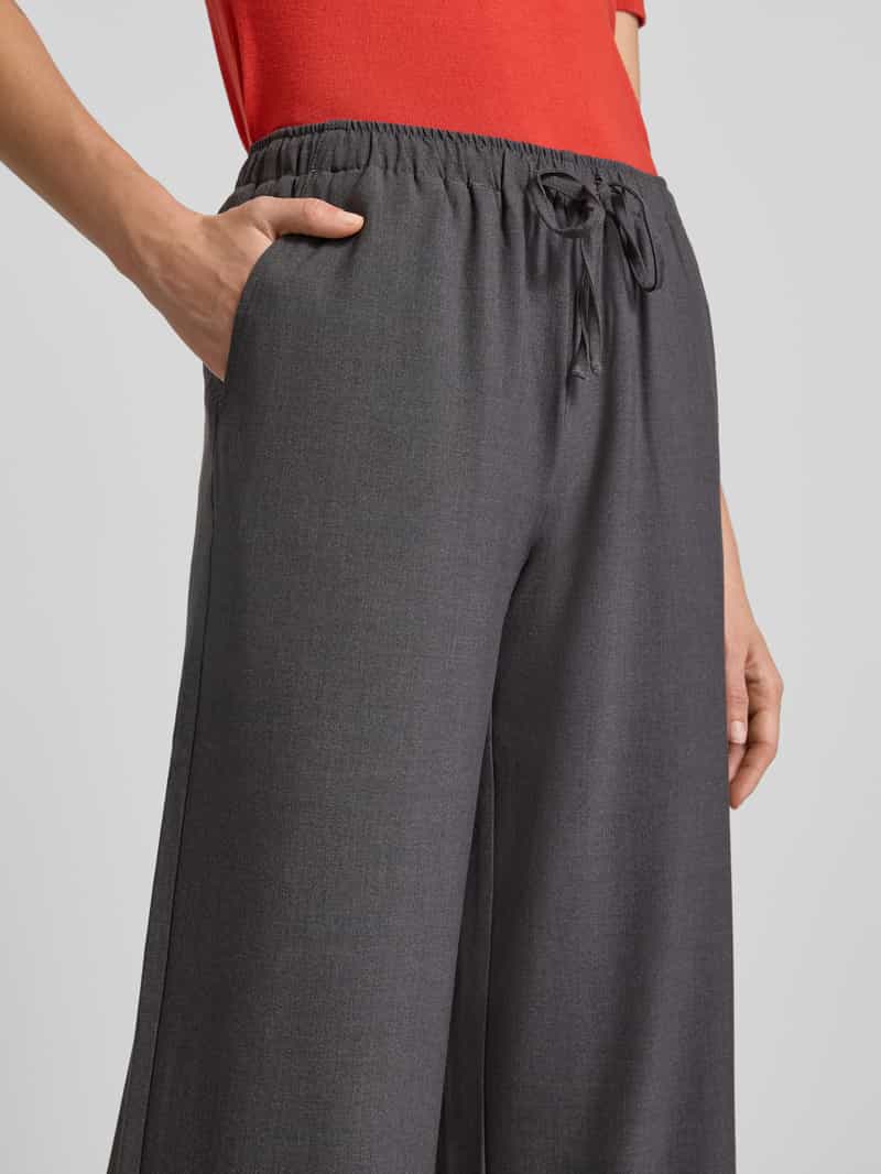 Vero Moda Regular fit wijde broek met viscose model 'MILLY'