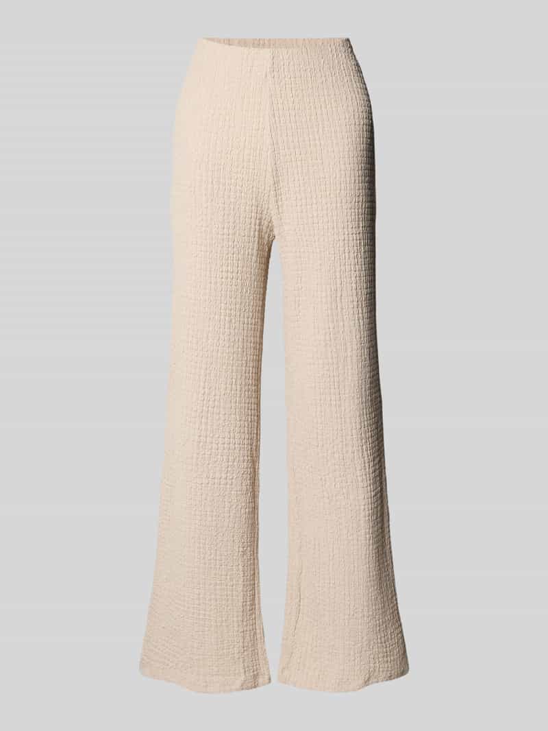 Christian Berg Woman Flared stoffen broek met structuurmotief